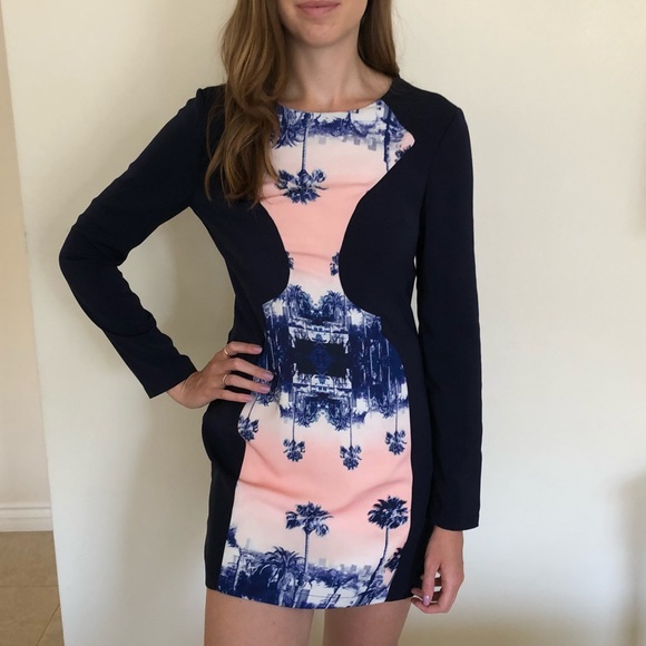 Finder Keepers Tropical navy dress - Picture 2 of 7